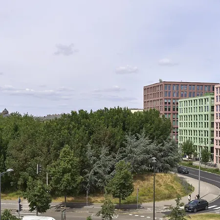 アパート Dans Les Etoiles - 2 Bedroom With Free Parking Near To The Center *